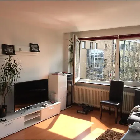 Budas Gawetini 1985 Apartmán *
